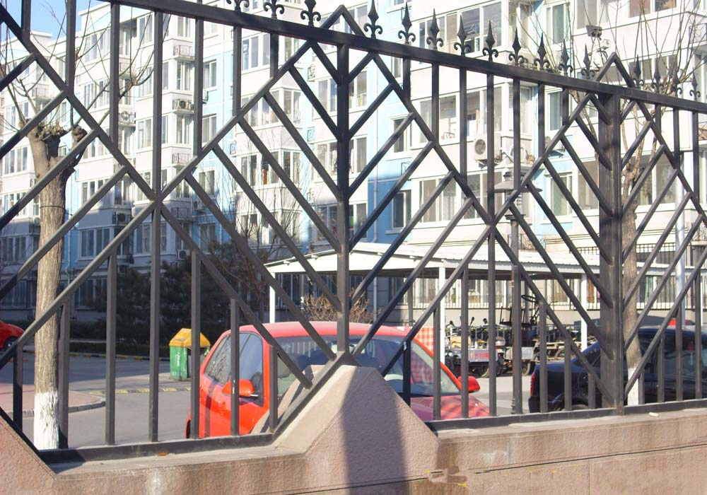 山東安誠(chéng)安建材|廣東鋁門廠家